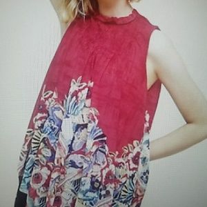 Delta red floral swing top